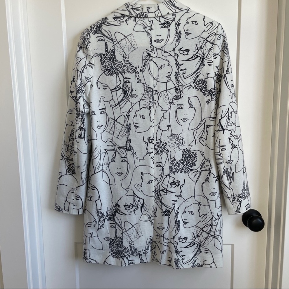 HELENE LONDON Face Illustrations Black and White Long Blazer - Picture 7 of 10